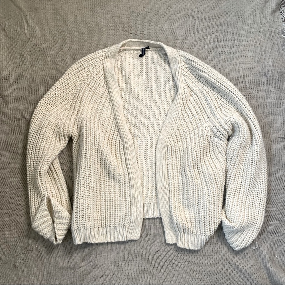 Chunky Knit Beige Long Sleeve Cardigan - Picture 11 of 16